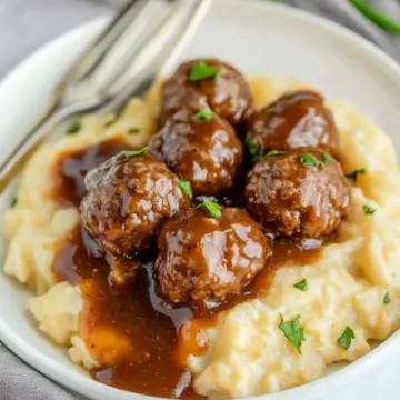 Slow Cooker Salisbury Steak Meatballs (Frozen Meatballs)